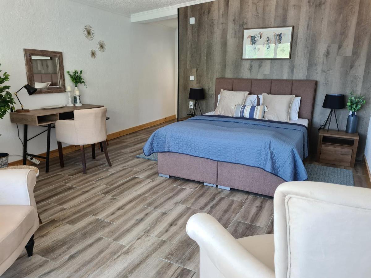 Apartments Zec Čanj Dış mekan fotoğraf