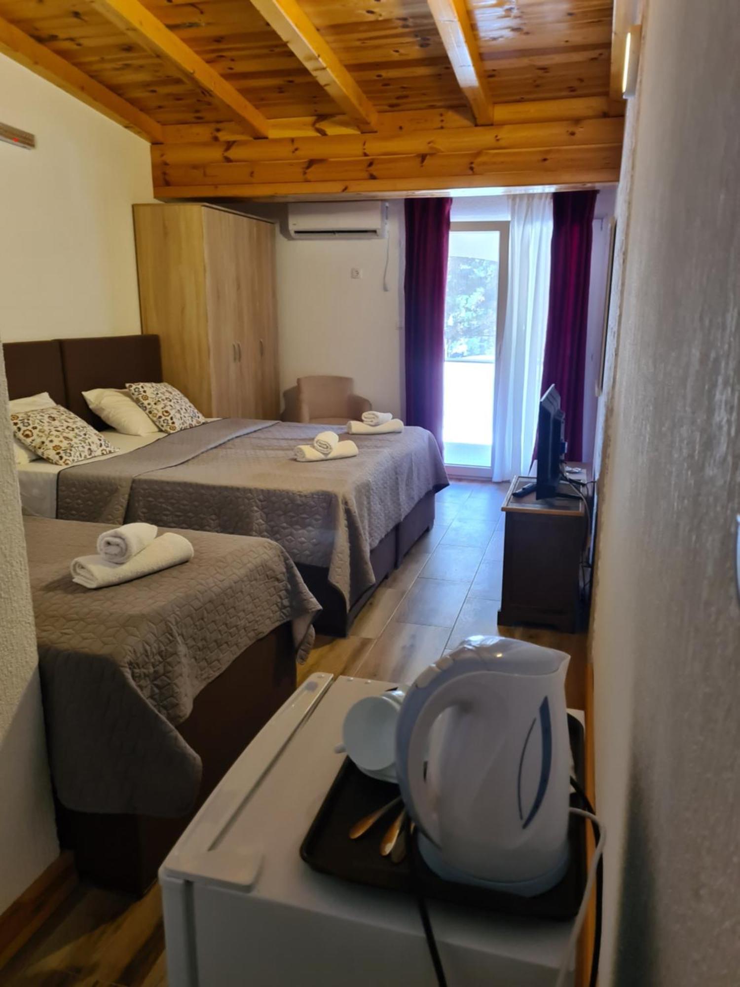 Apartments Zec Čanj Dış mekan fotoğraf