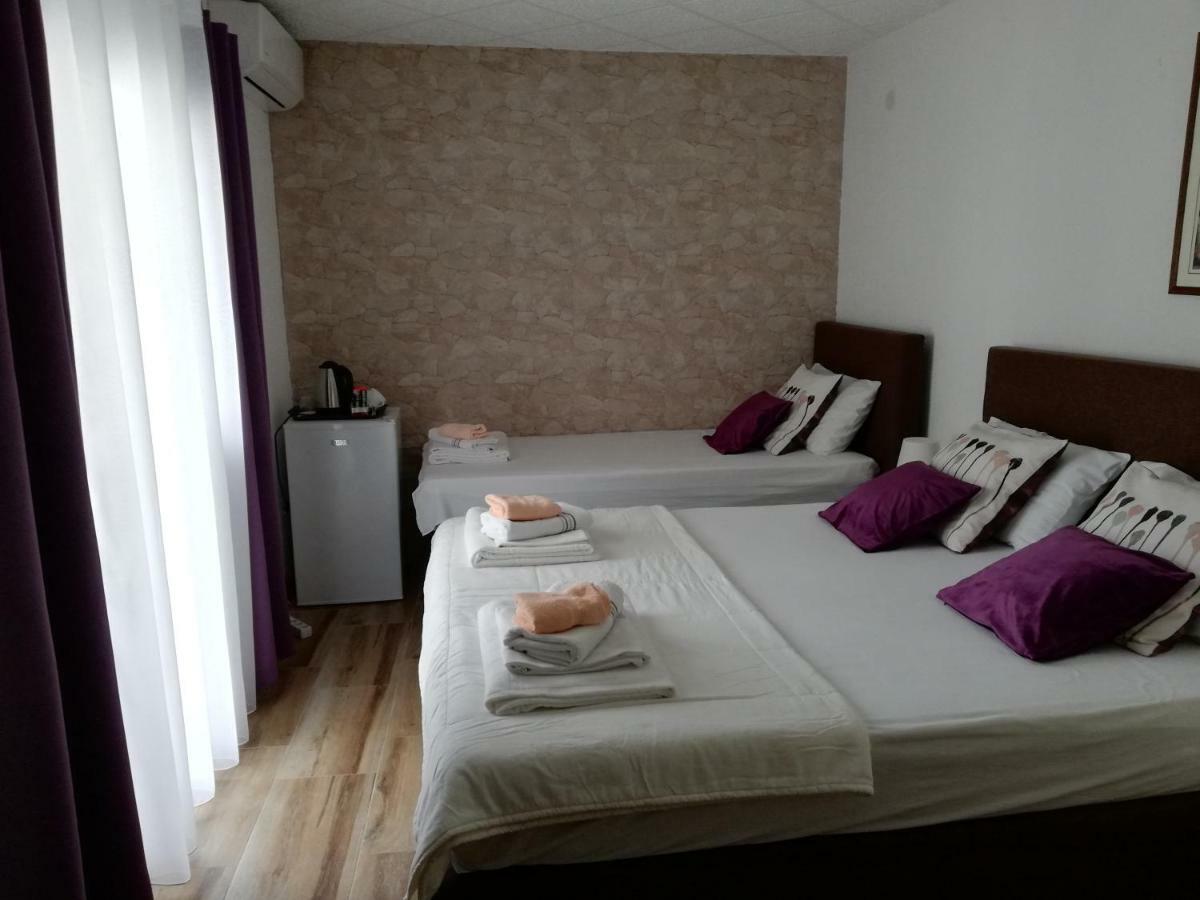 Apartments Zec Čanj Dış mekan fotoğraf